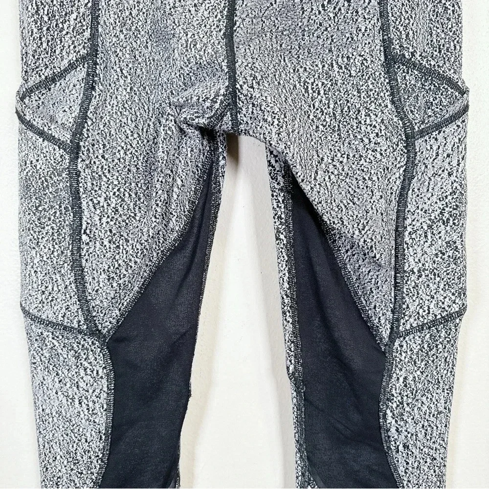 Lululemon Outrun Tight Power Luxtreme Spray Jacquard - Picture 11 of 16